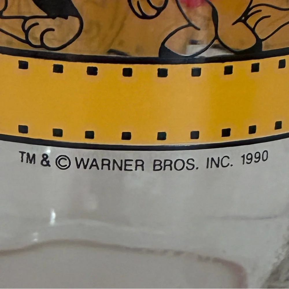 1990 Happy Birthday Bugs 50th Anniversary Collectible Glassware Warner Bros